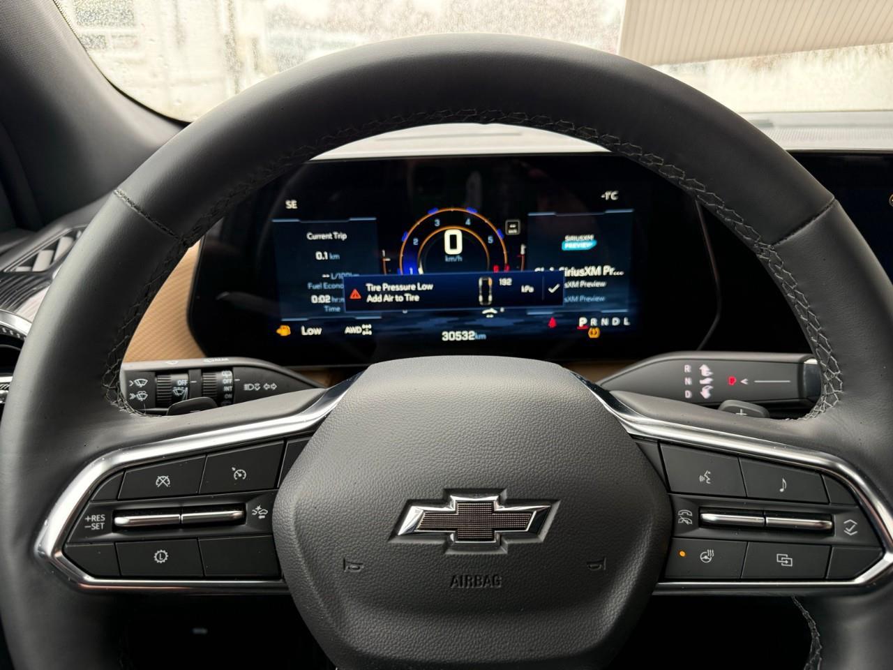 2025 Chevrolet Equinox ACTIV 4dr All-Wheel Drive Photo