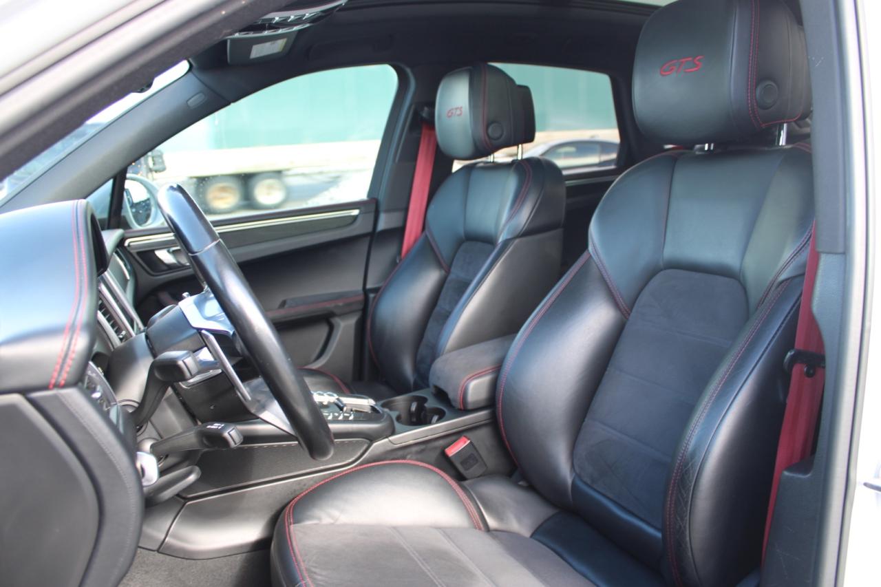 2018 Porsche Macan GTS   No Accident   Clean Carfax   Safety Included Photo