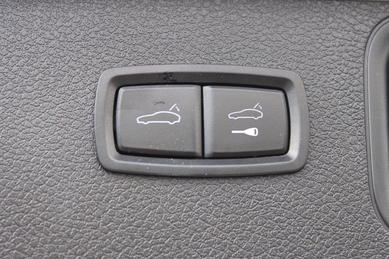 2018 Porsche Macan GTS   No Accident   Clean Carfax   Safety Included Photo