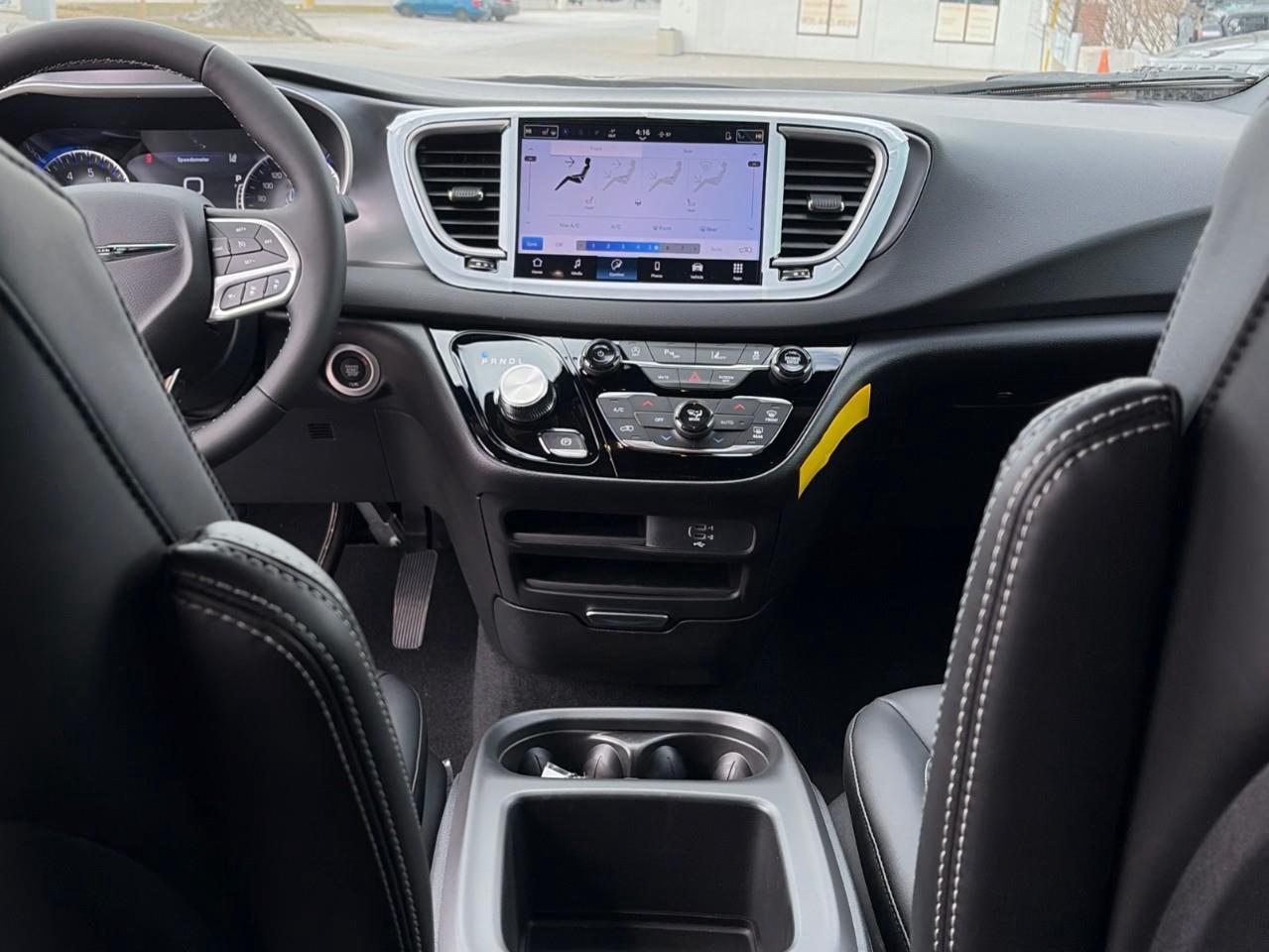 2026 Chrysler Grand Caravan SXT Front-Wheel Drive Passenger Van Photo