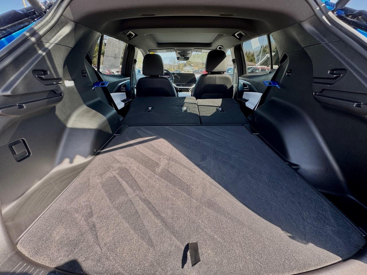 2025 Chevrolet Equinox EV 4dr LT Photo