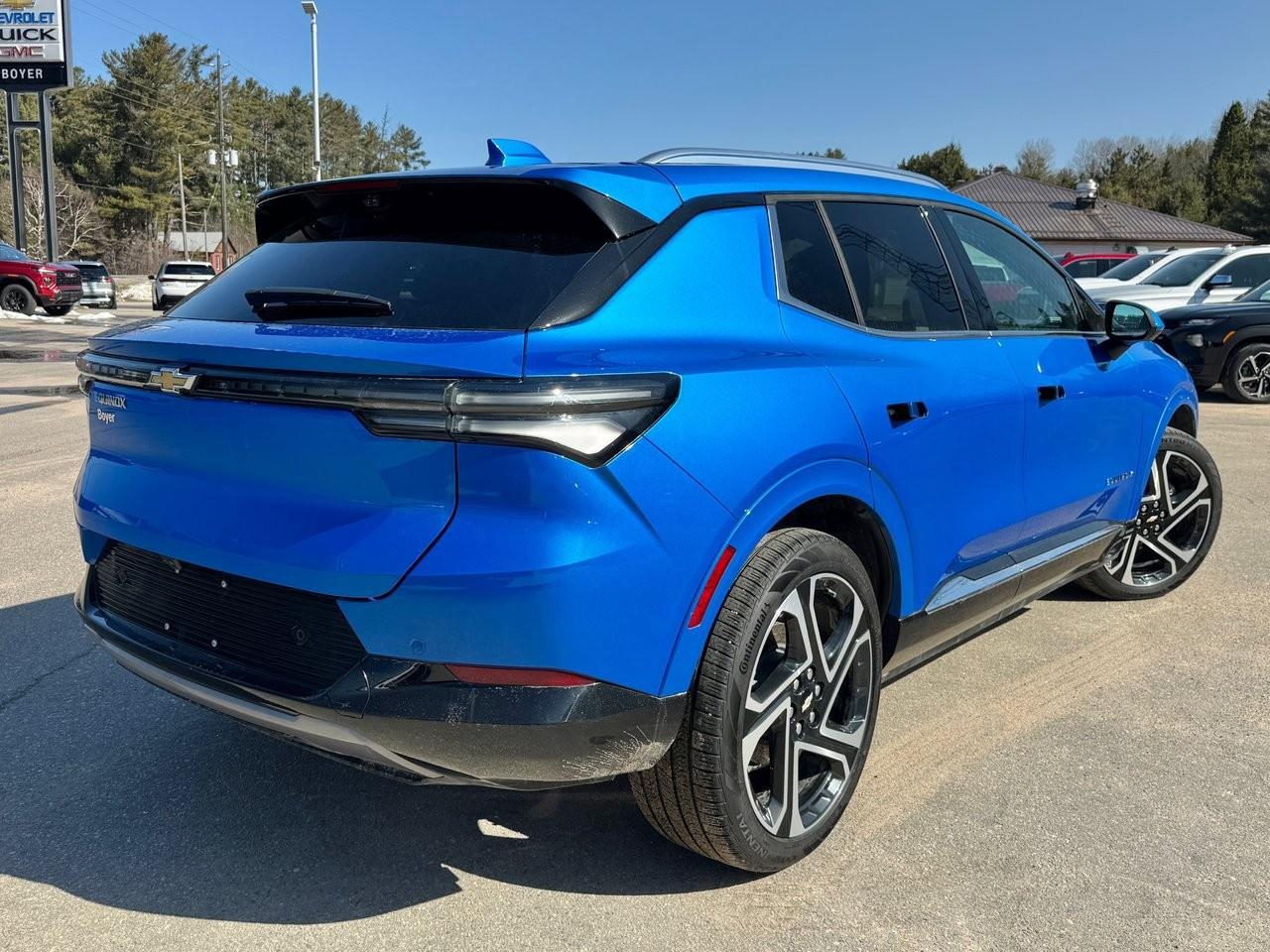 2025 Chevrolet Equinox EV 4dr LT Photo3