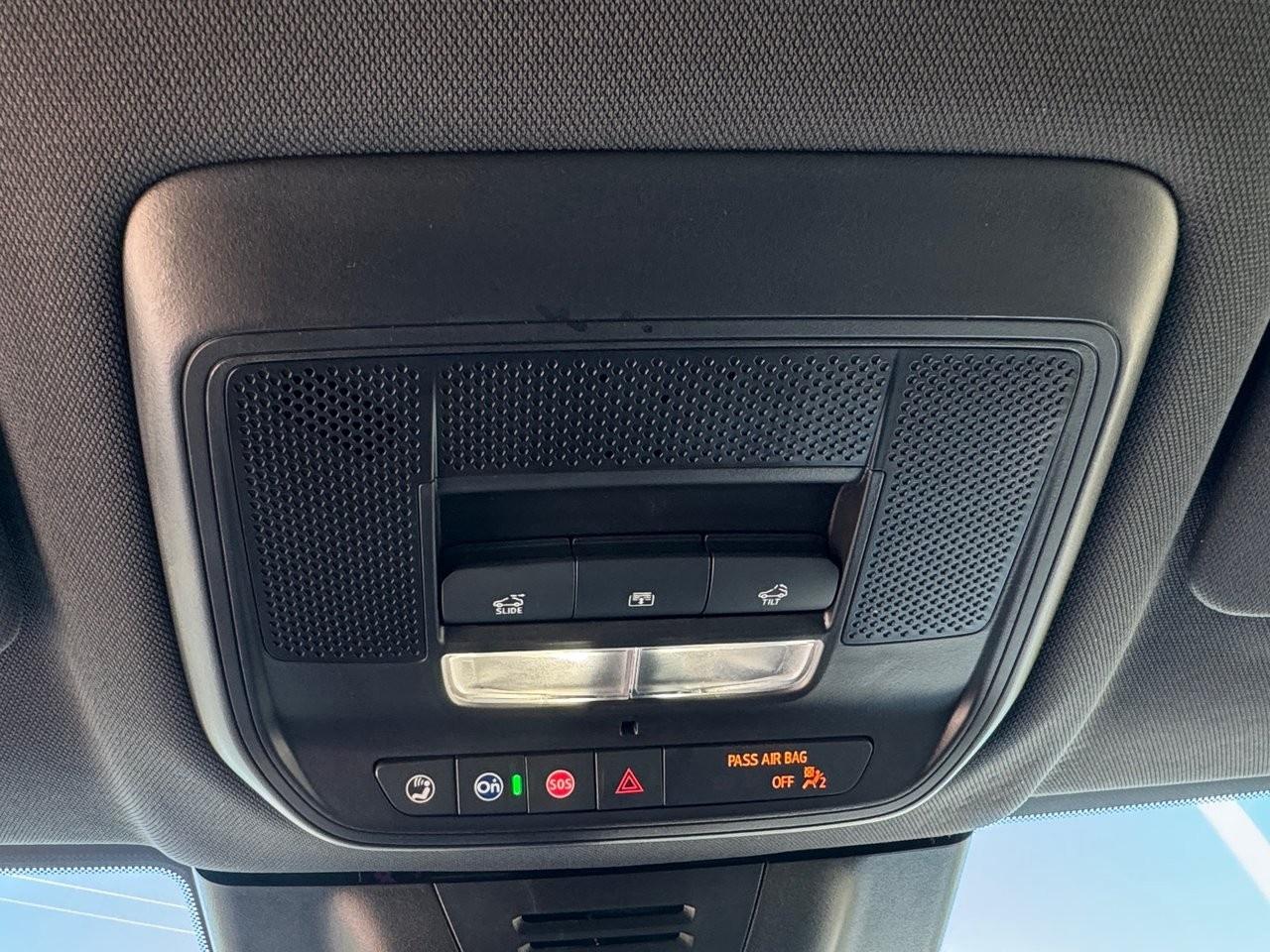 2025 Chevrolet Equinox EV 4dr LT Photo