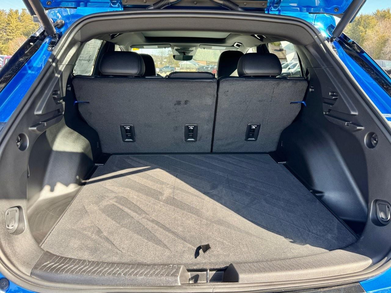 2025 Chevrolet Equinox EV 4dr LT Photo