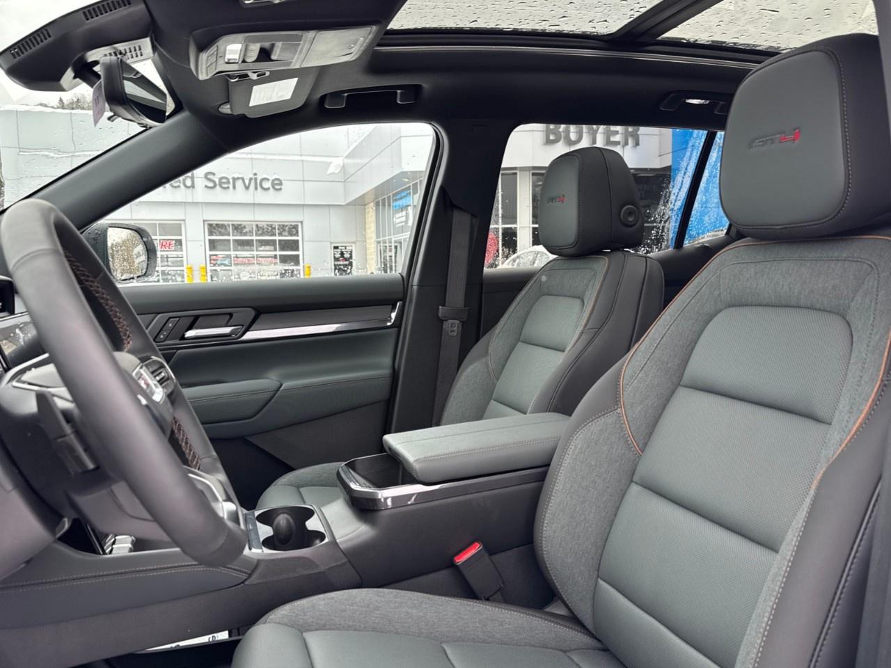 2026 GMC Terrain AWD AT4 Photo