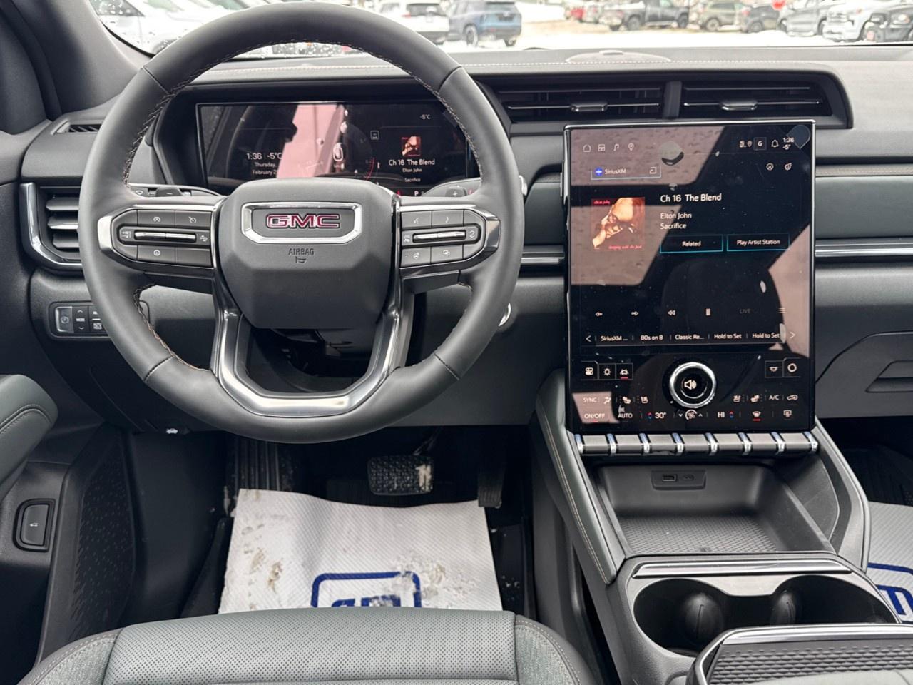 2026 GMC Terrain AWD AT4 Photo