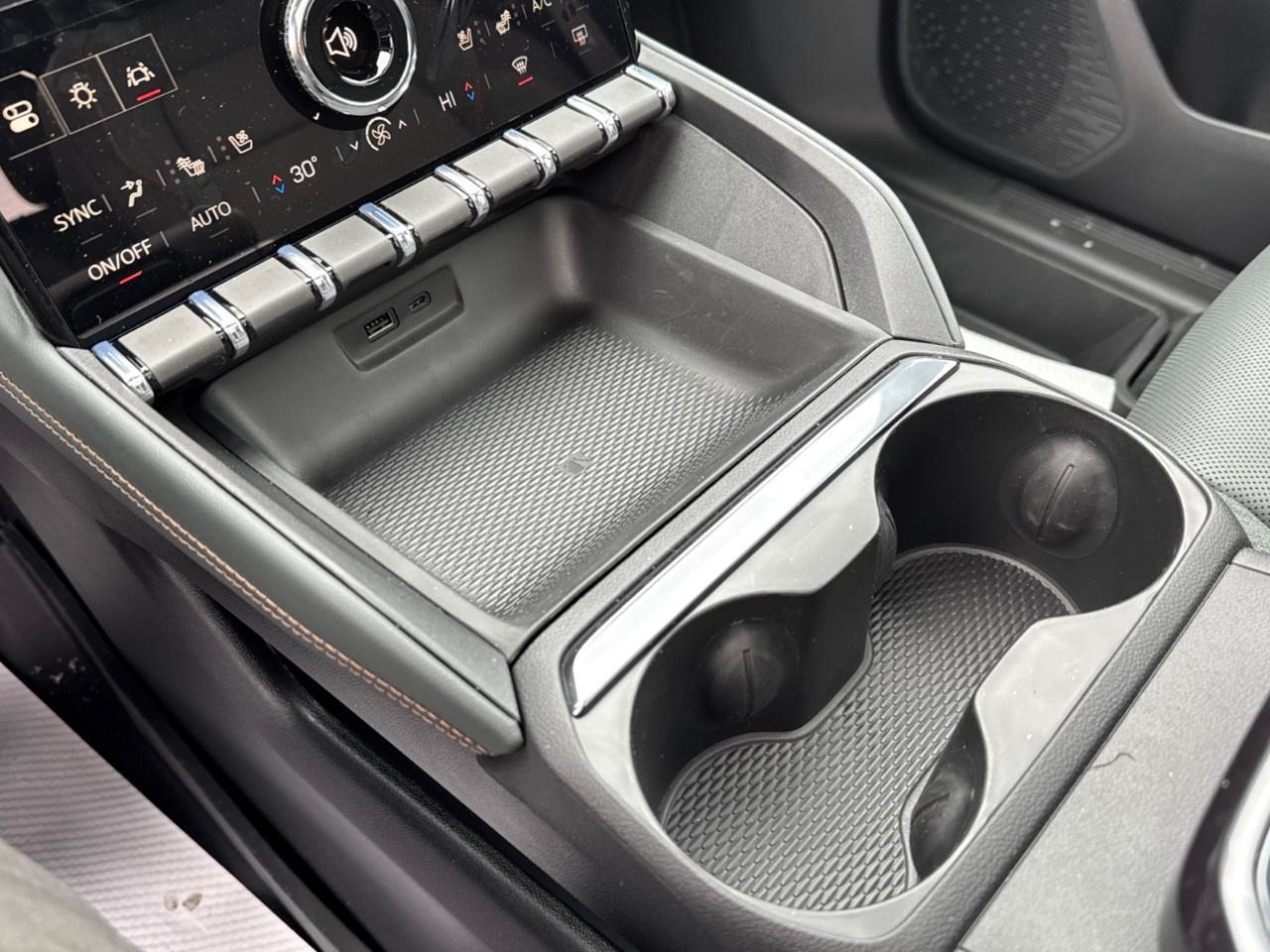 2026 GMC Terrain AWD AT4 Photo