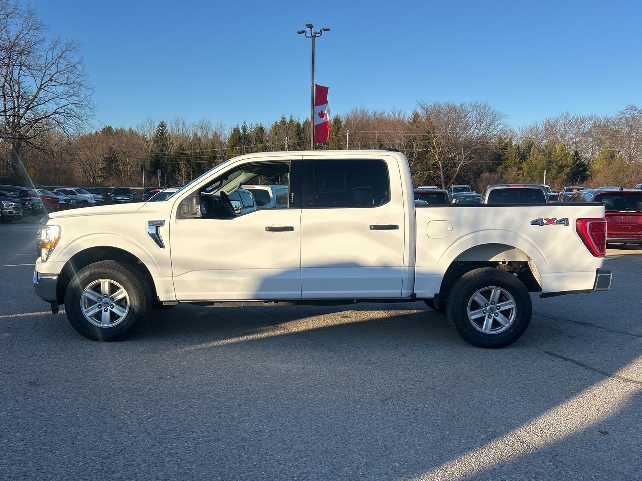 2022 Ford F-150 XLT, 5.5 FT BOX, CLEAN CARFAX, 6 PASS, BACK UP CAM Photo