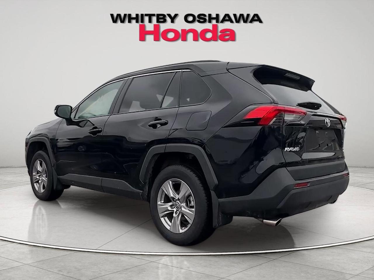 2025 Toyota RAV4 XLE Photo