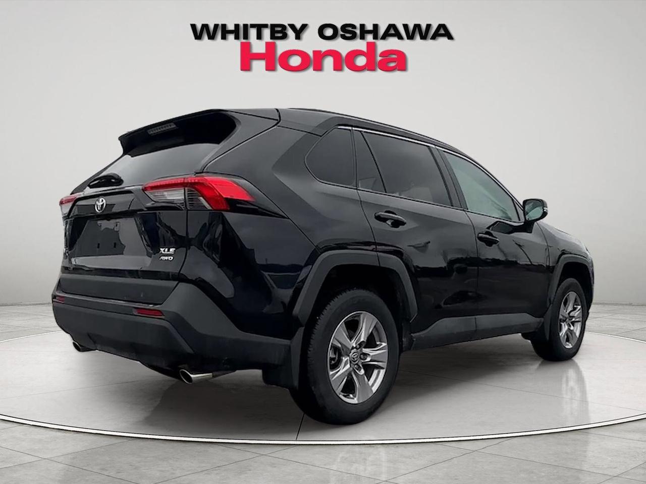 2025 Toyota RAV4 XLE Photo