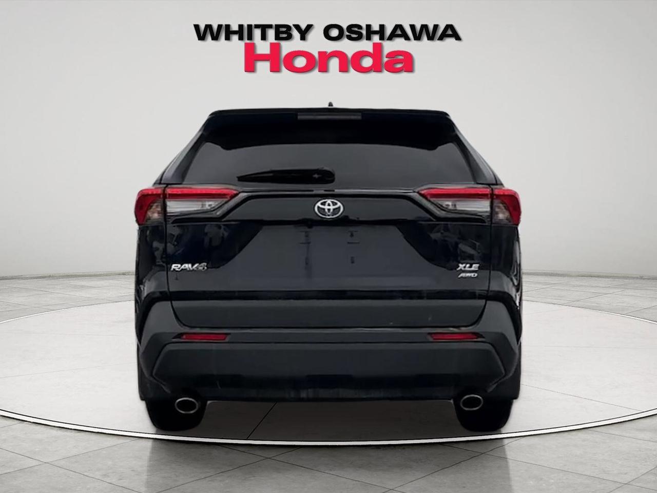 2025 Toyota RAV4 XLE Photo