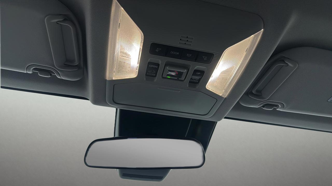 2025 Toyota RAV4 XLE Photo