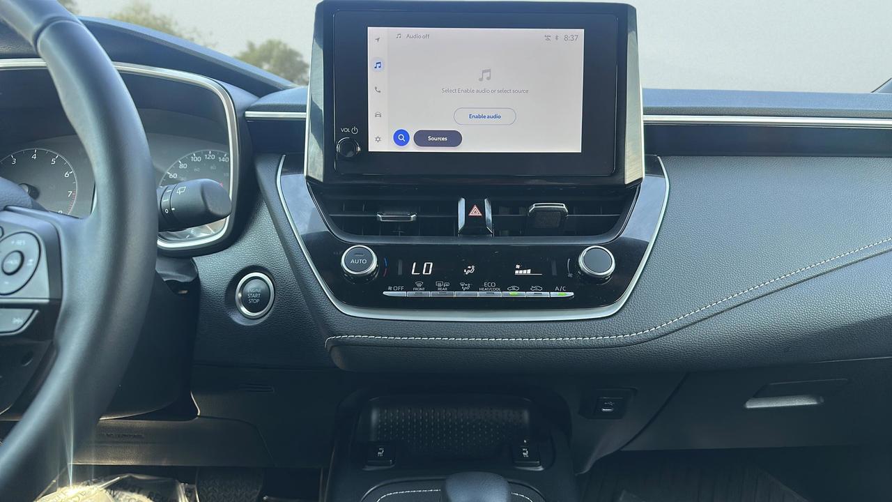 2025 Toyota Corolla Hatchback BASE Photo