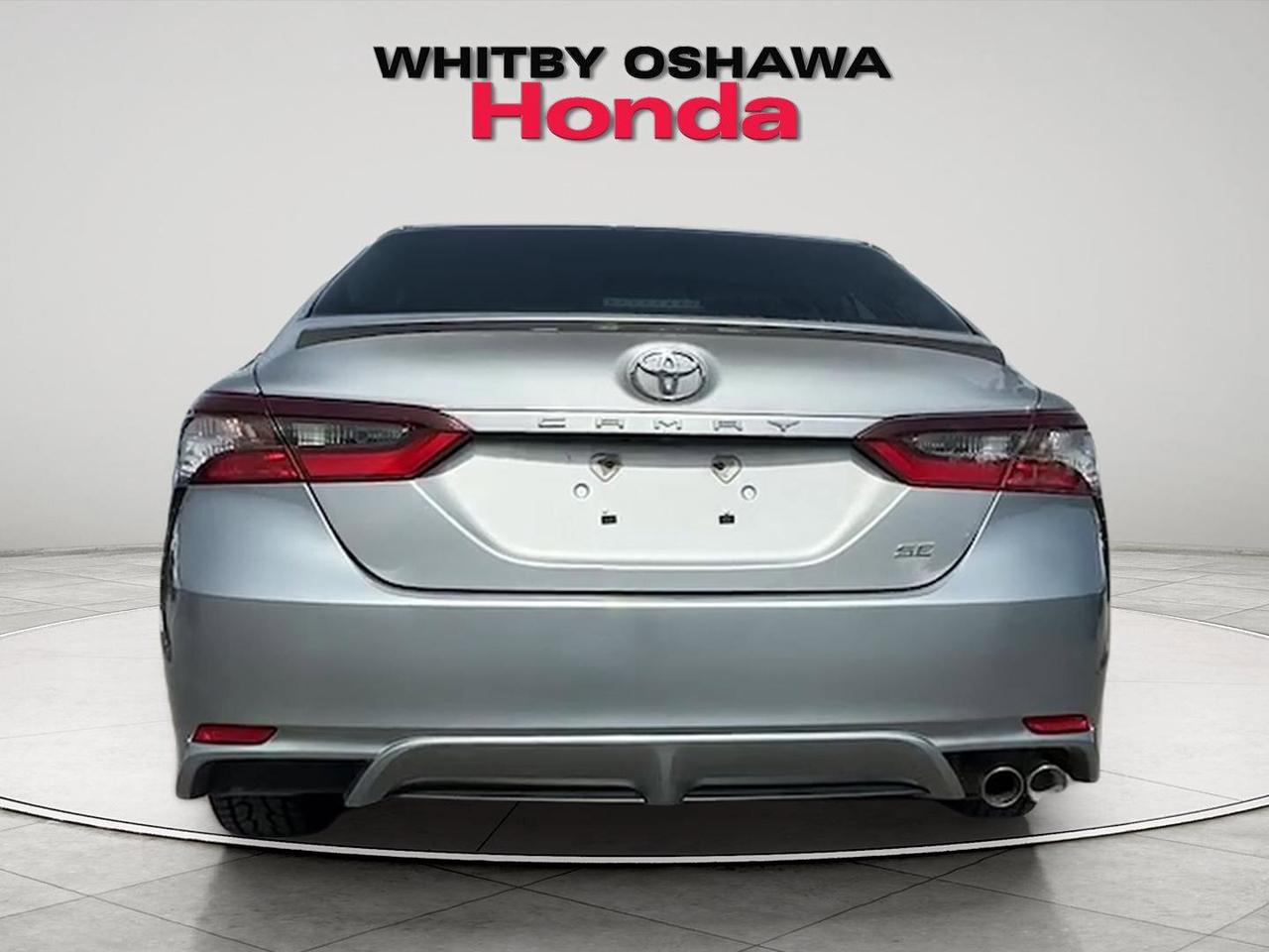 2024 Toyota Camry SE Photo