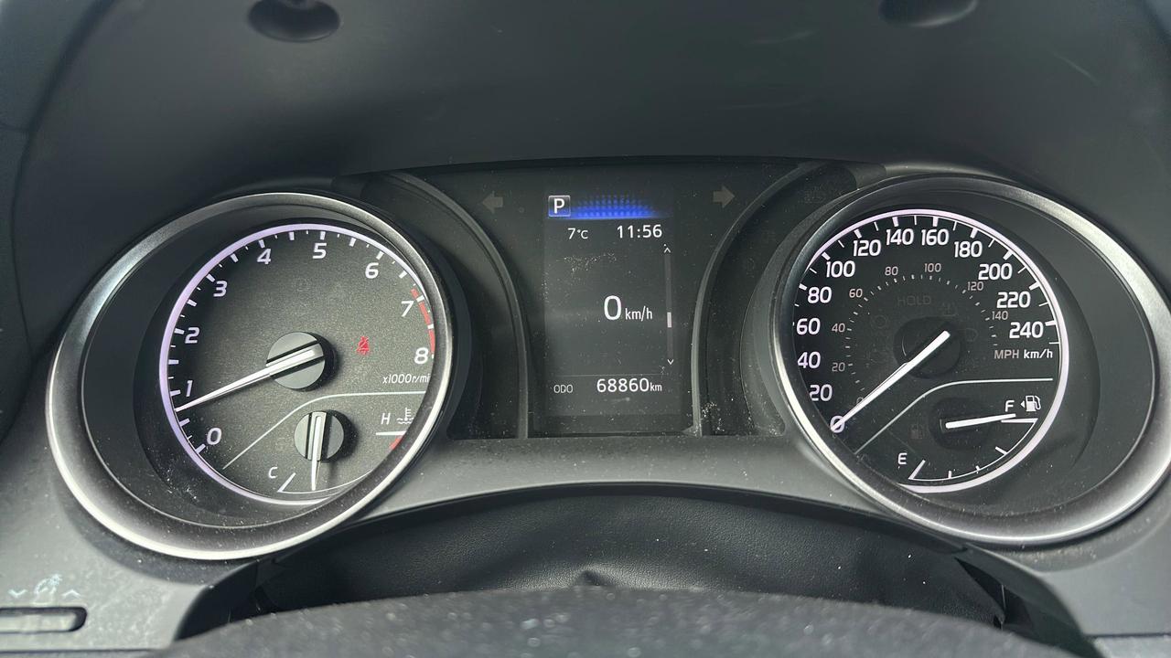 2024 Toyota Camry SE Photo