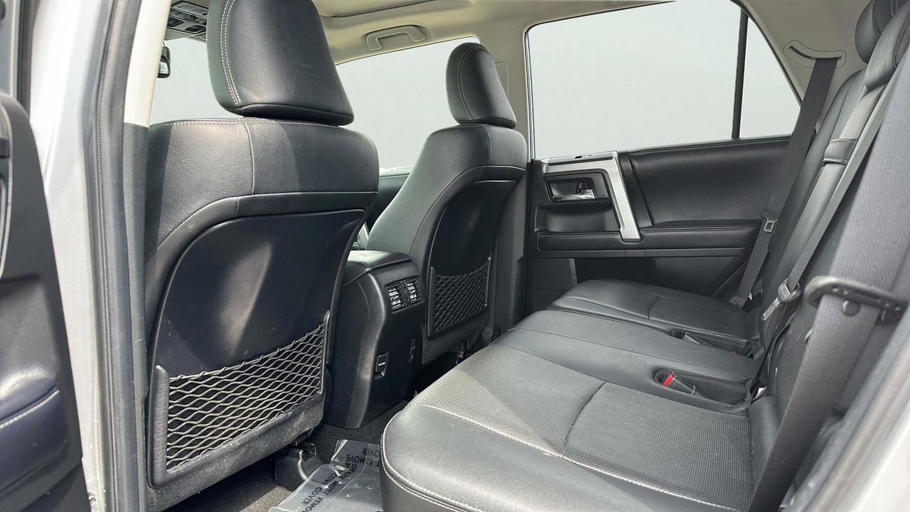 2019 Toyota 4Runner SR5 Photo