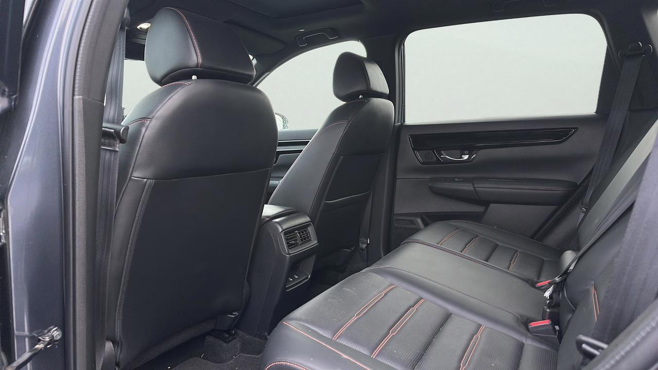 2023 Honda CR-V Hybrid Touring Photo