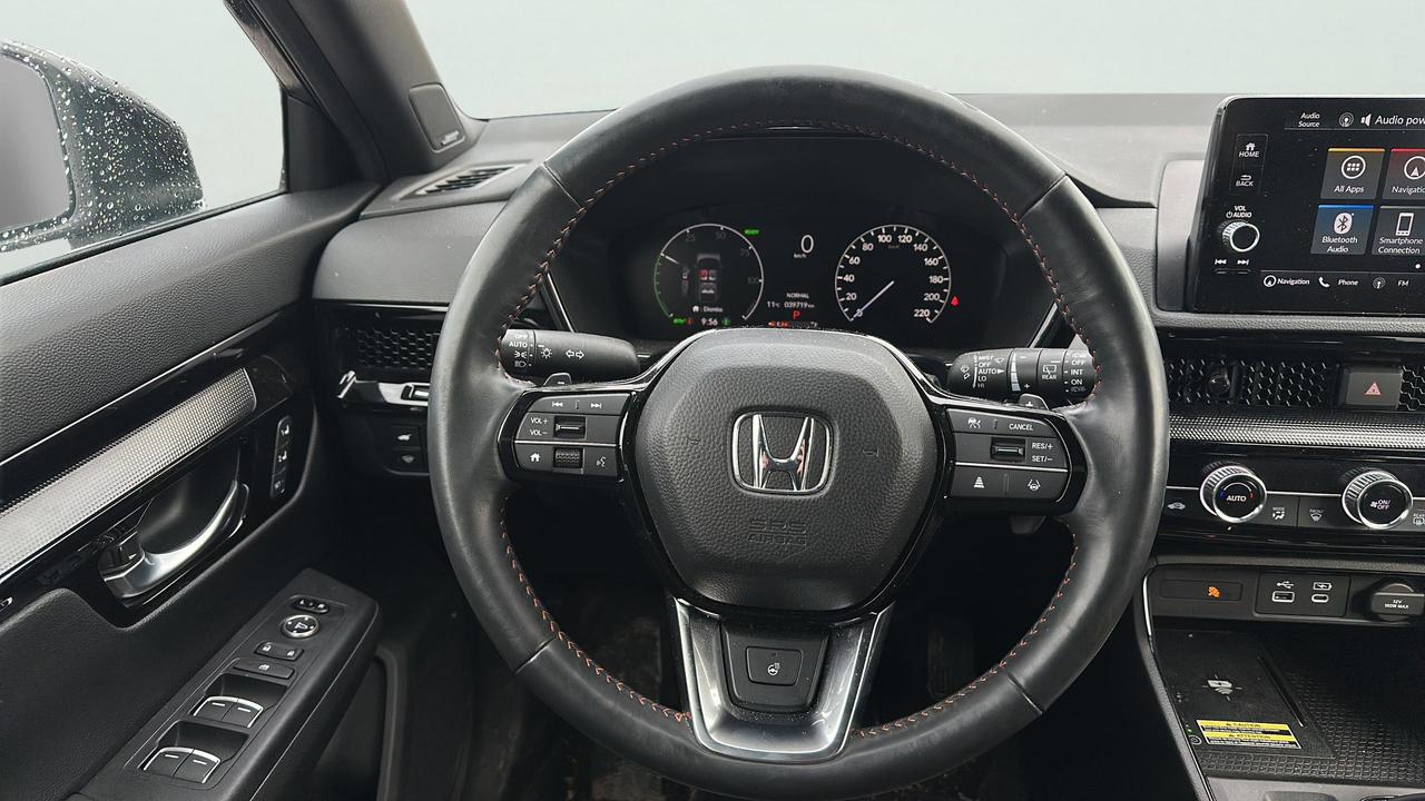 2023 Honda CR-V Hybrid Touring Photo