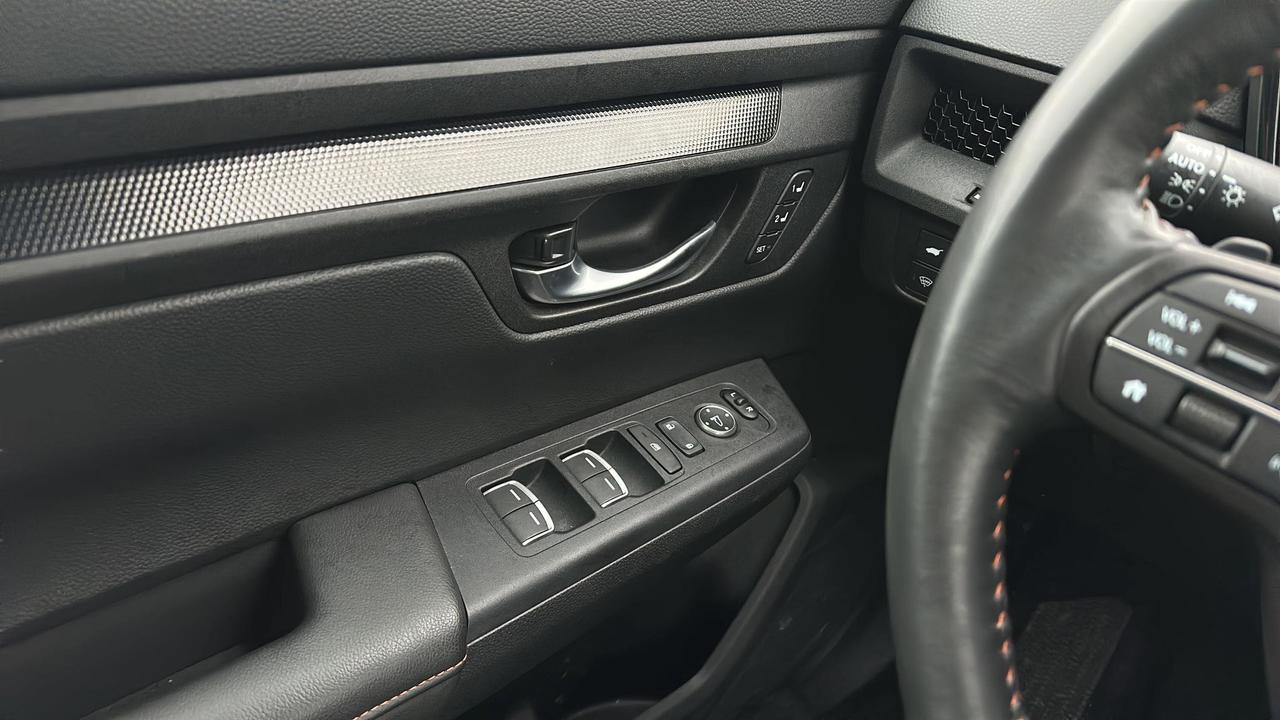 2024 Honda CR-V Hybrid EX-L Photo