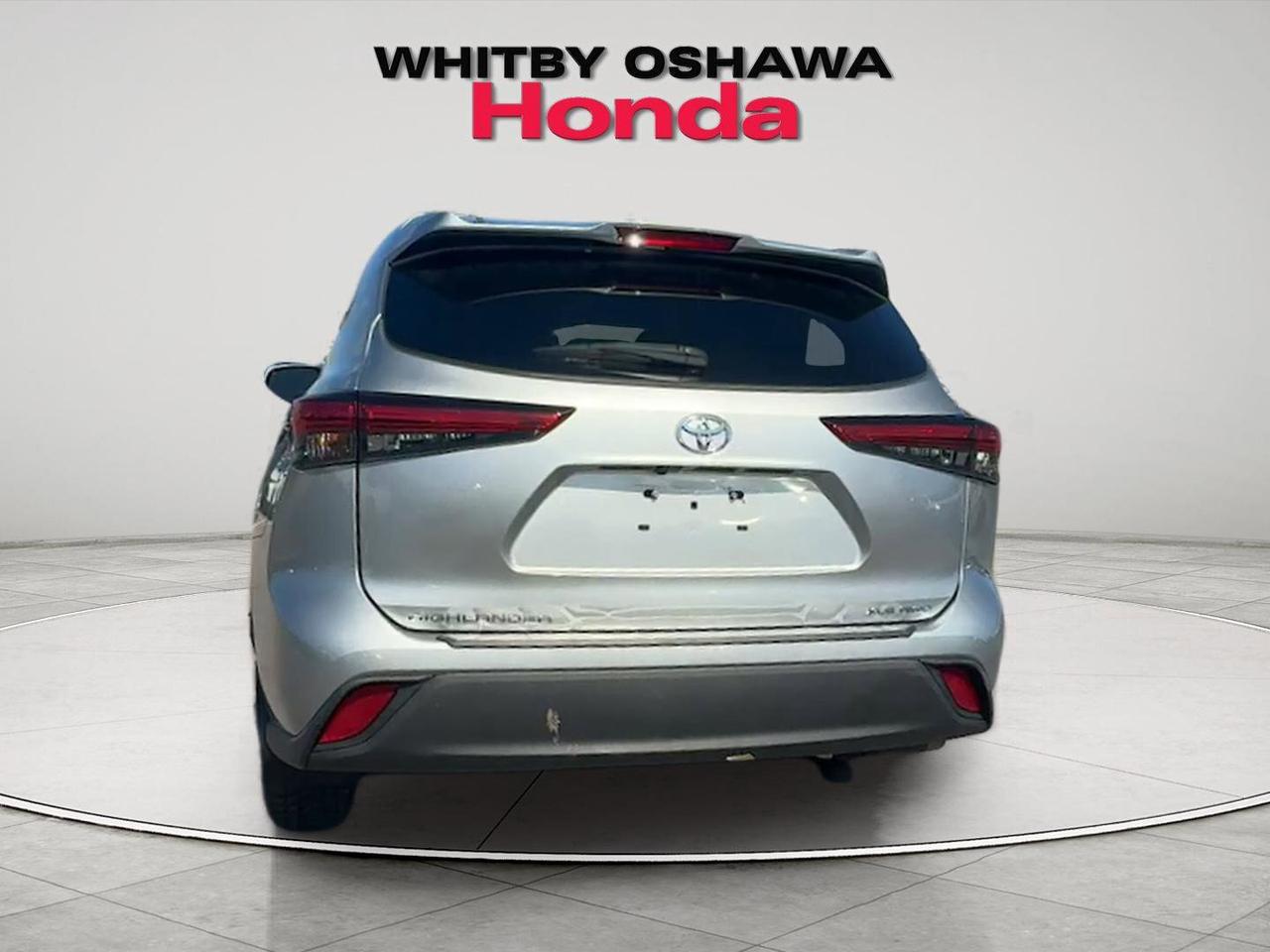 2020 Toyota Highlander XLE Photo