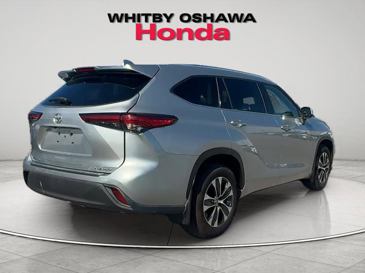 2020 Toyota Highlander XLE Photo