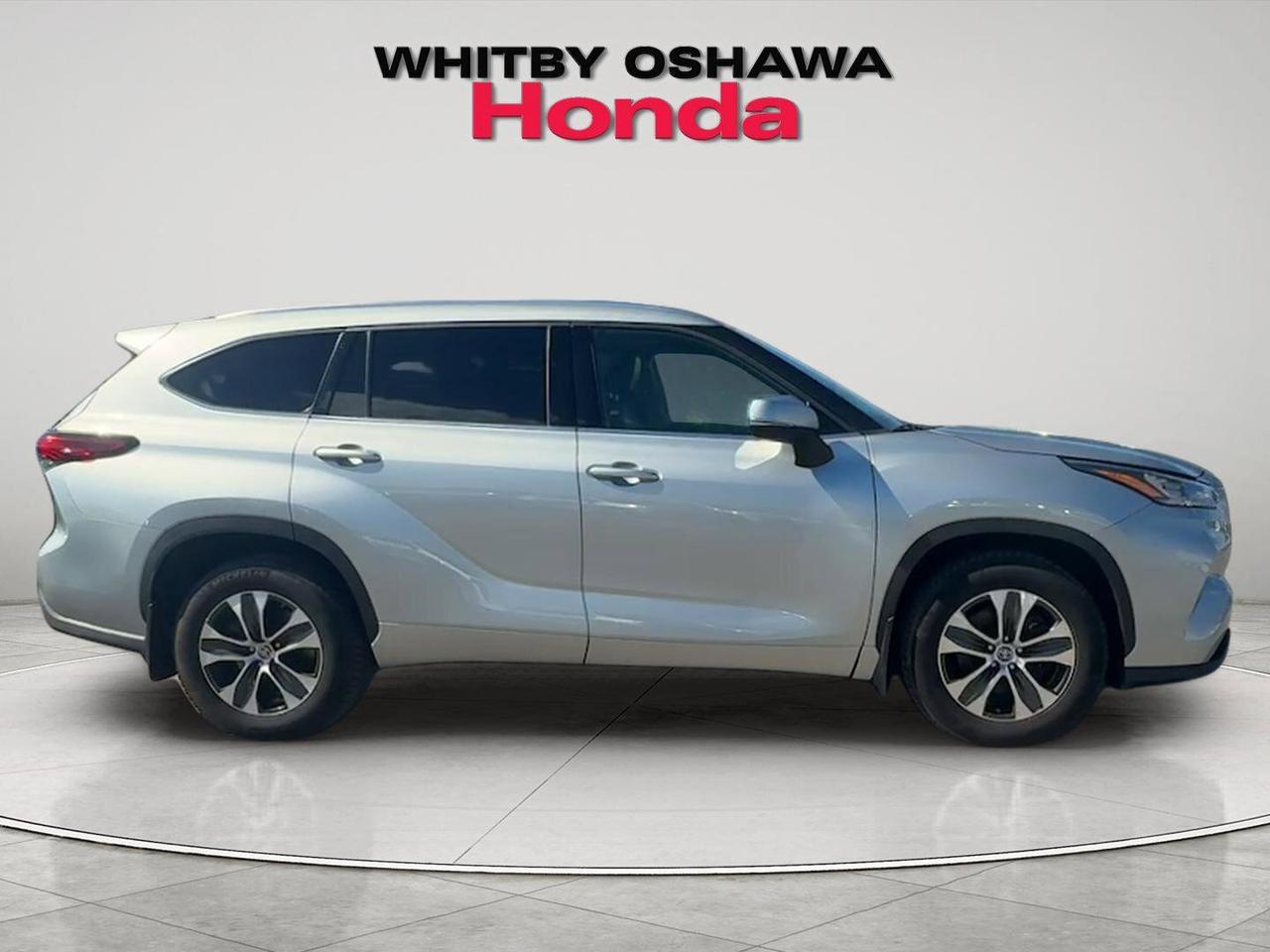 2020 Toyota Highlander XLE Photo