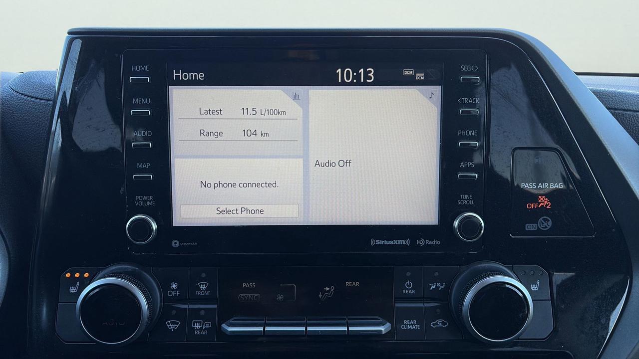 2020 Toyota Highlander XLE Photo