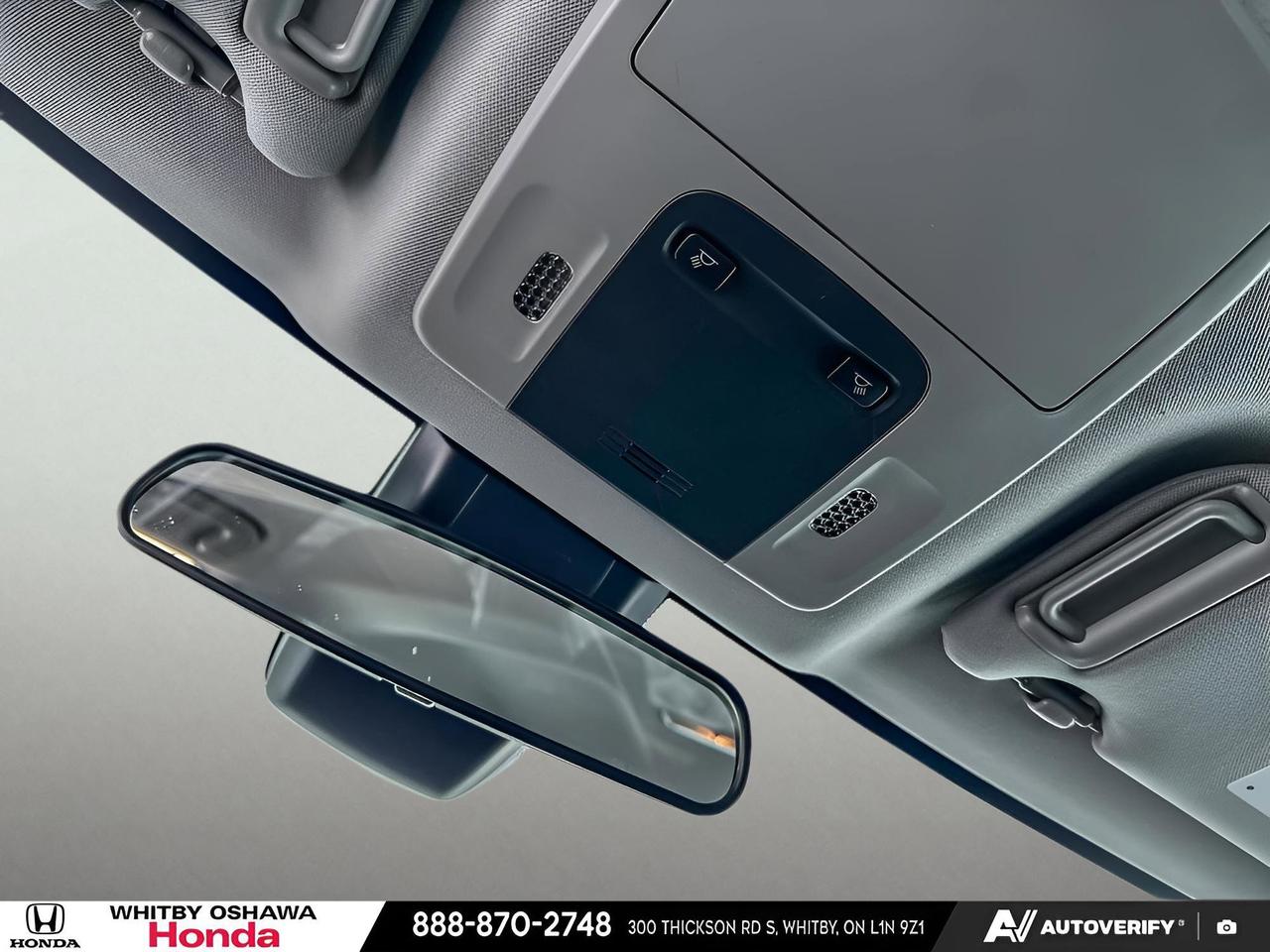 2024 Toyota Camry SE Photo