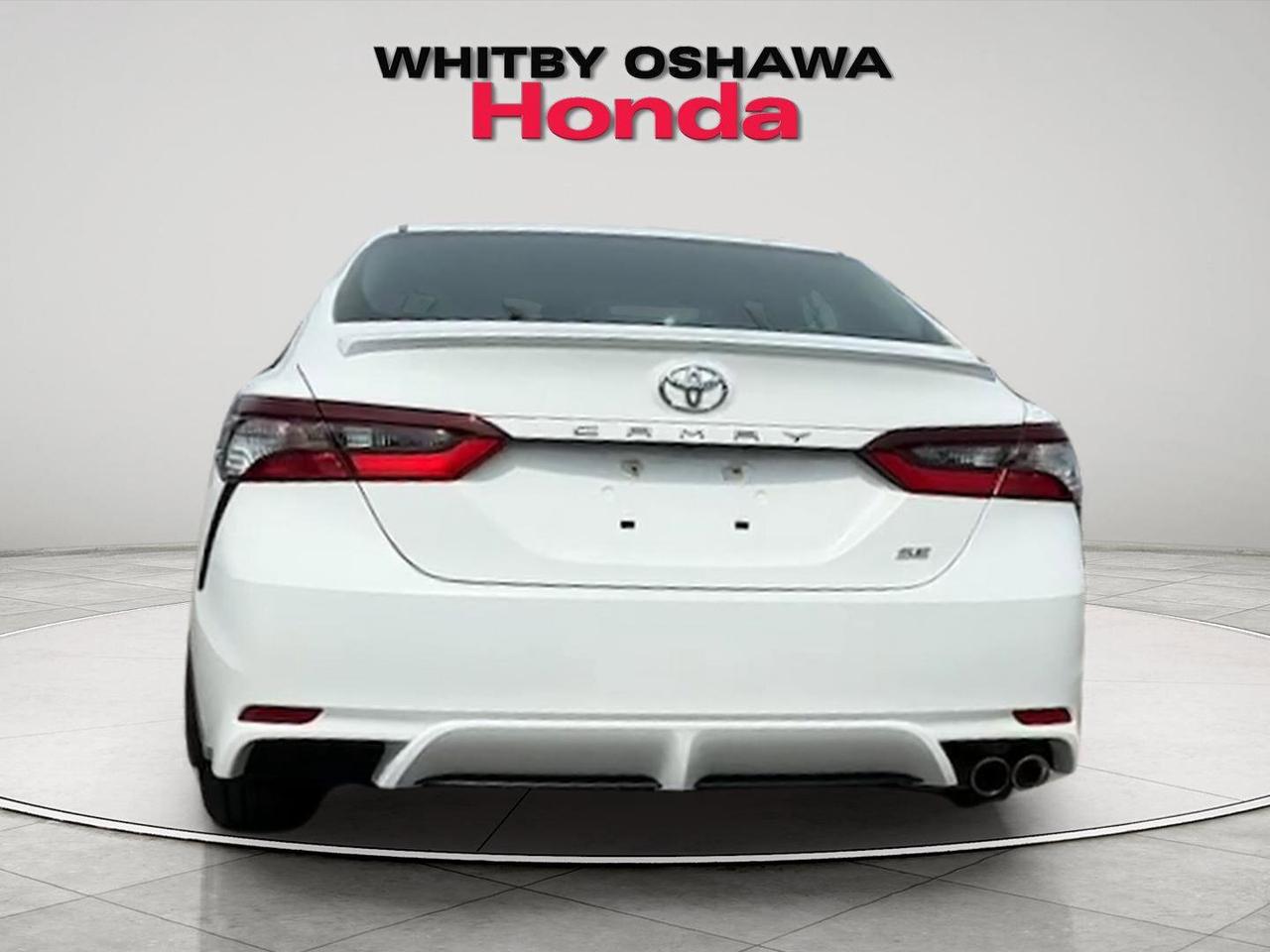 2024 Toyota Camry SE Photo