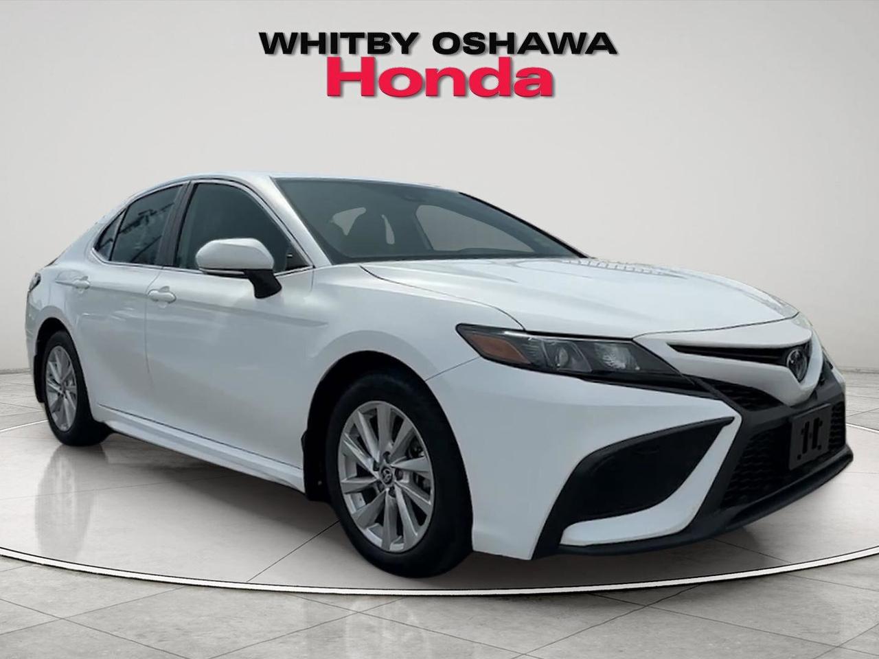 2024 Toyota Camry SE Photo