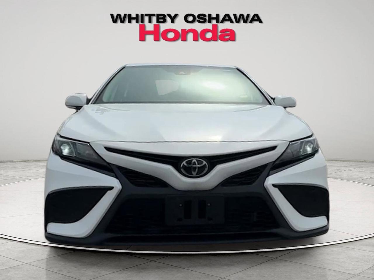 2024 Toyota Camry SE Photo