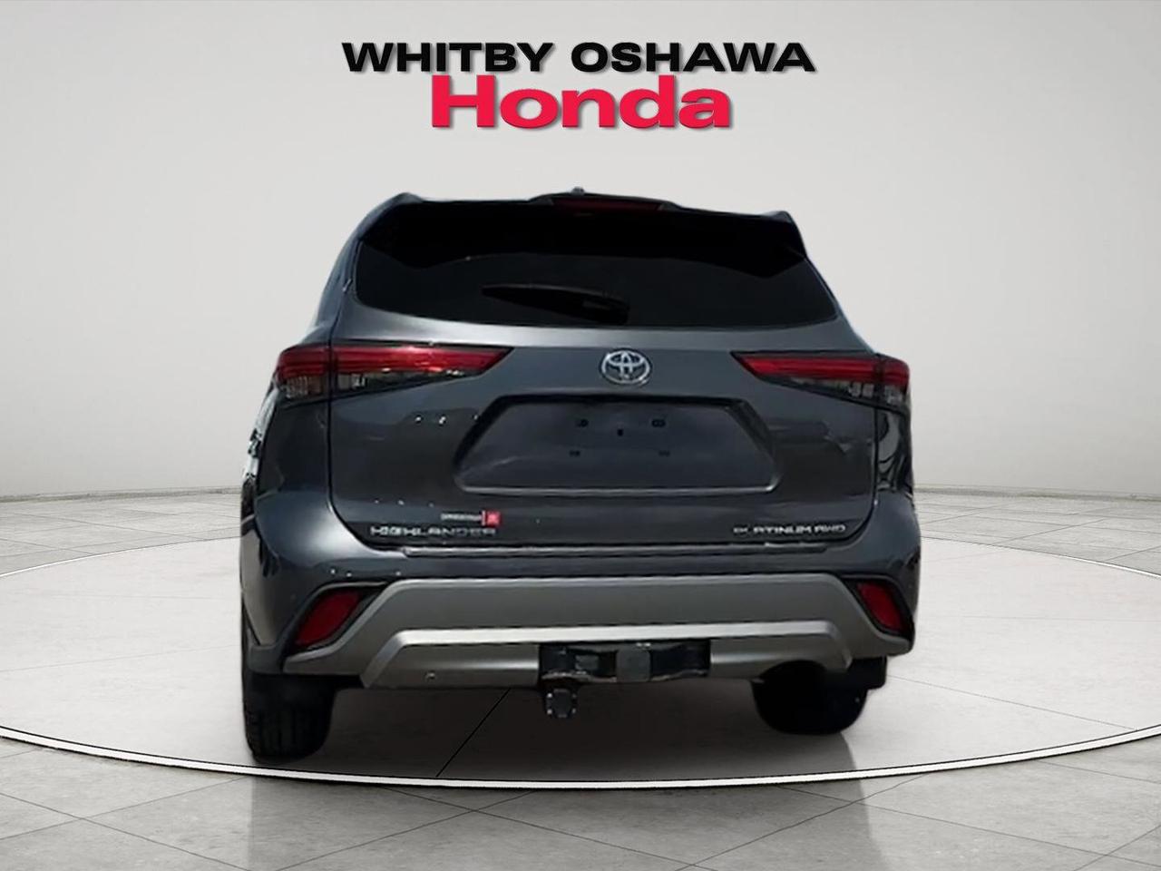 2023 Toyota Highlander LIMITED  Photo