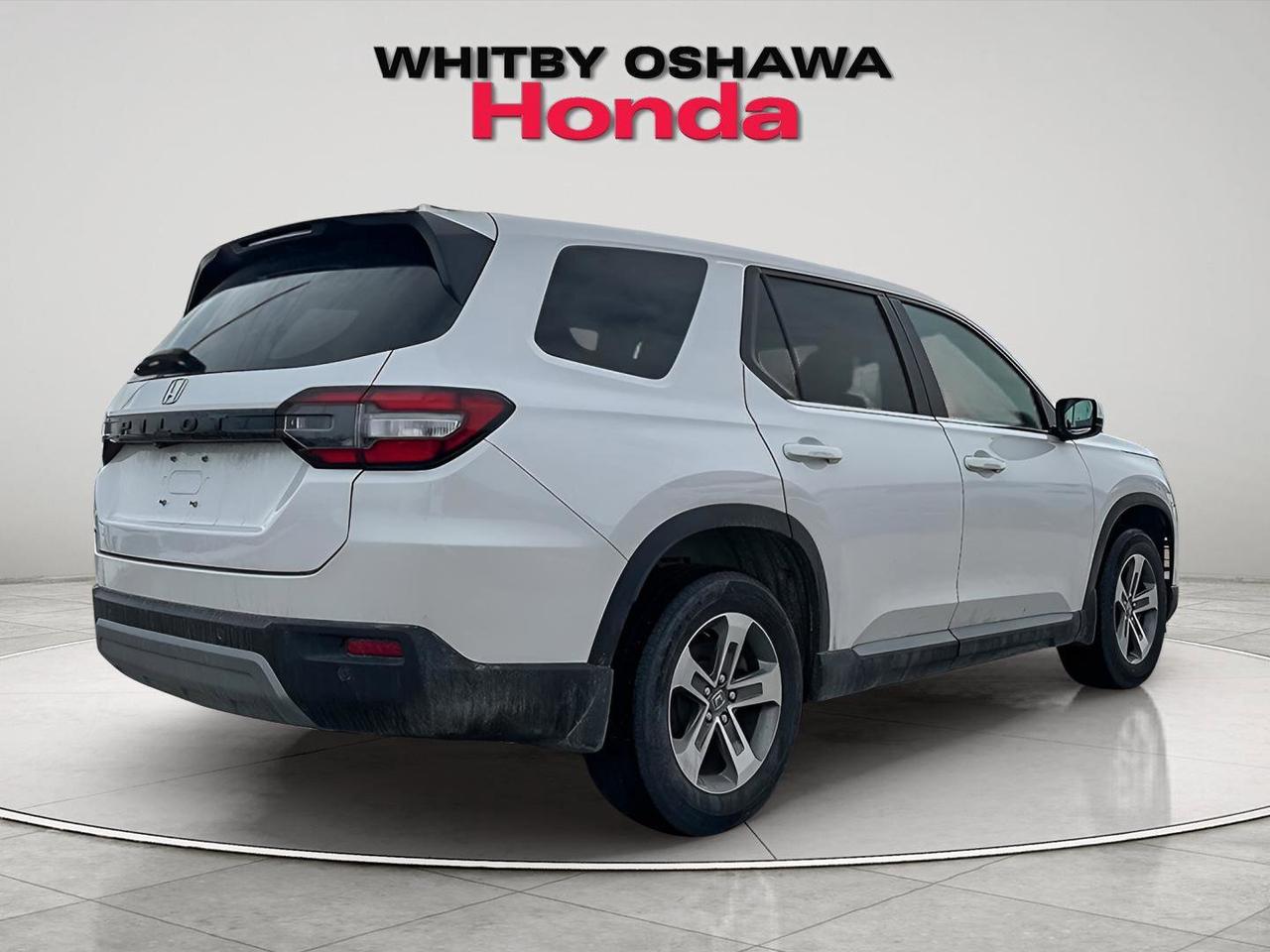 2023 Honda Pilot EX-L Photo4