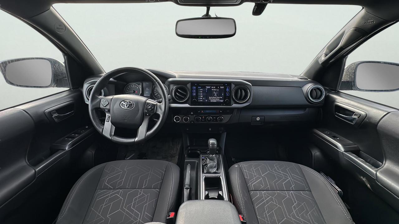 2017 Toyota Tacoma TRD Sport Photo