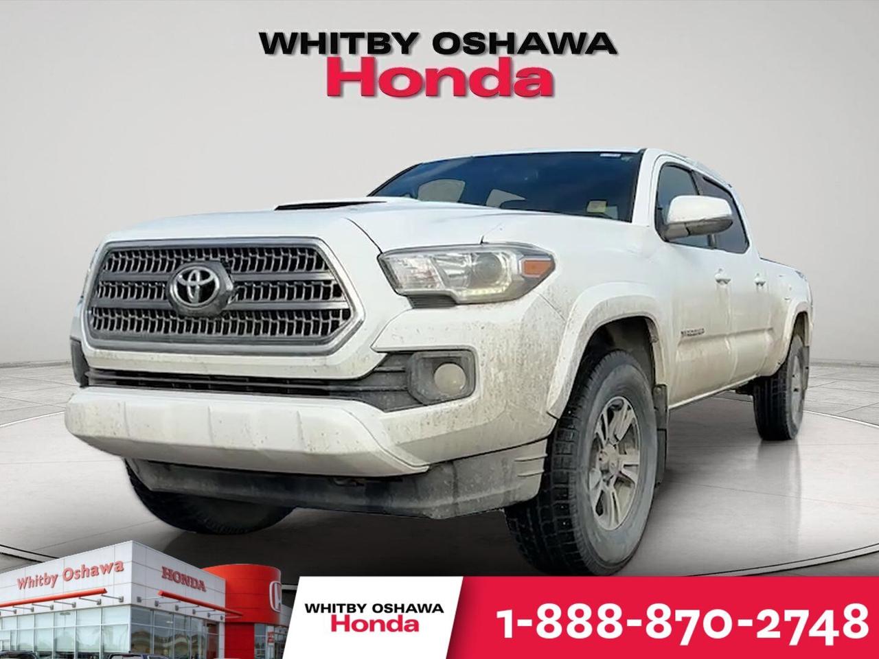 2017 Toyota Tacoma TRD Sport Photo0