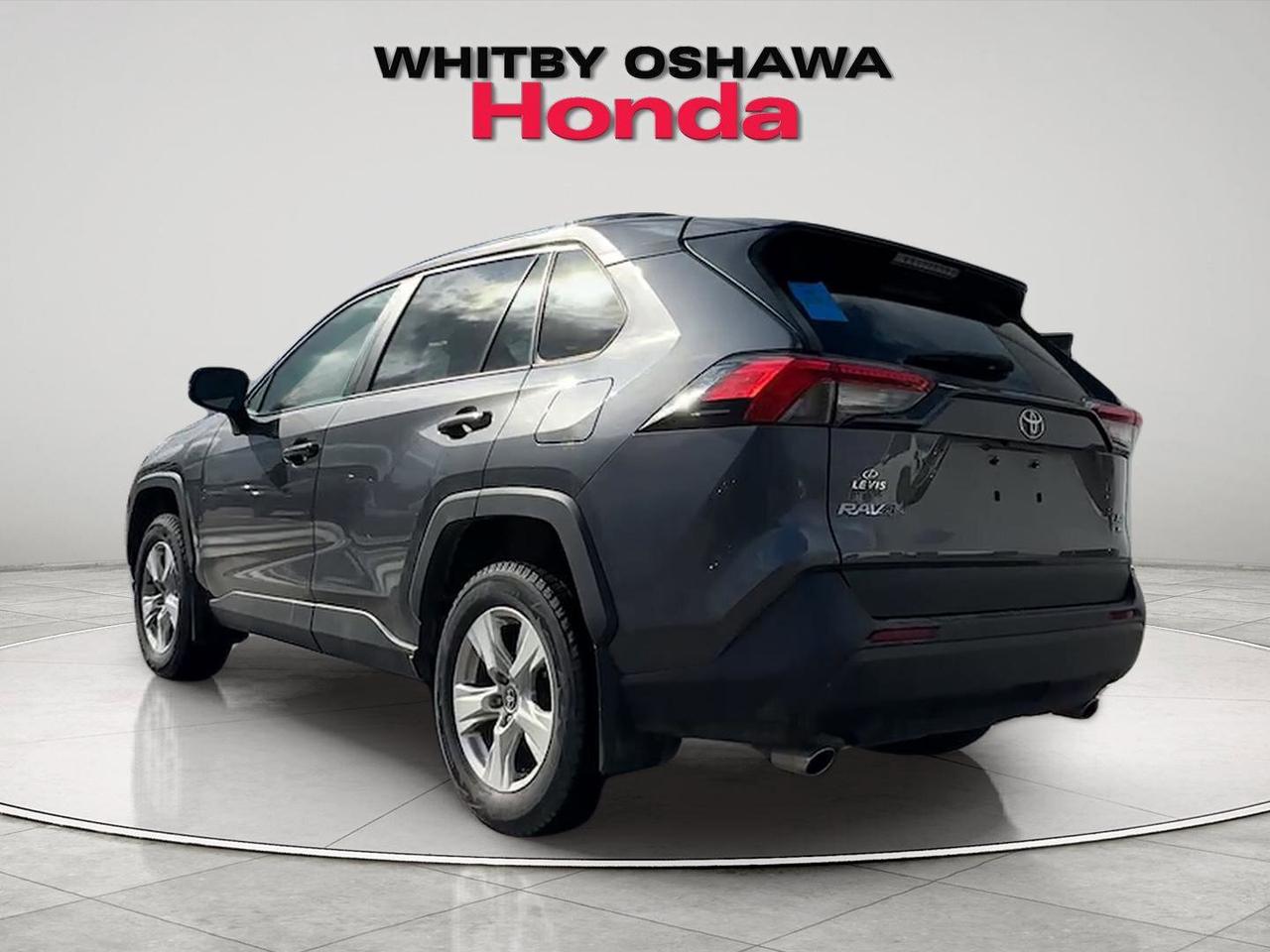 2021 Toyota RAV4 XLE Photo