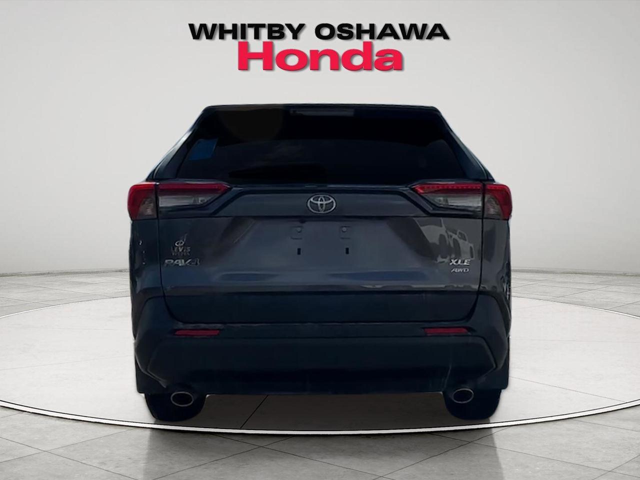 2021 Toyota RAV4 XLE Photo