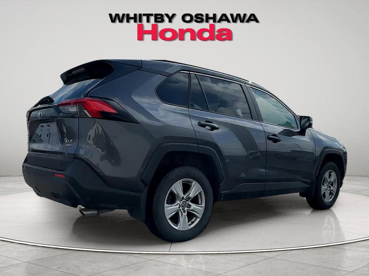 2021 Toyota RAV4 XLE Photo