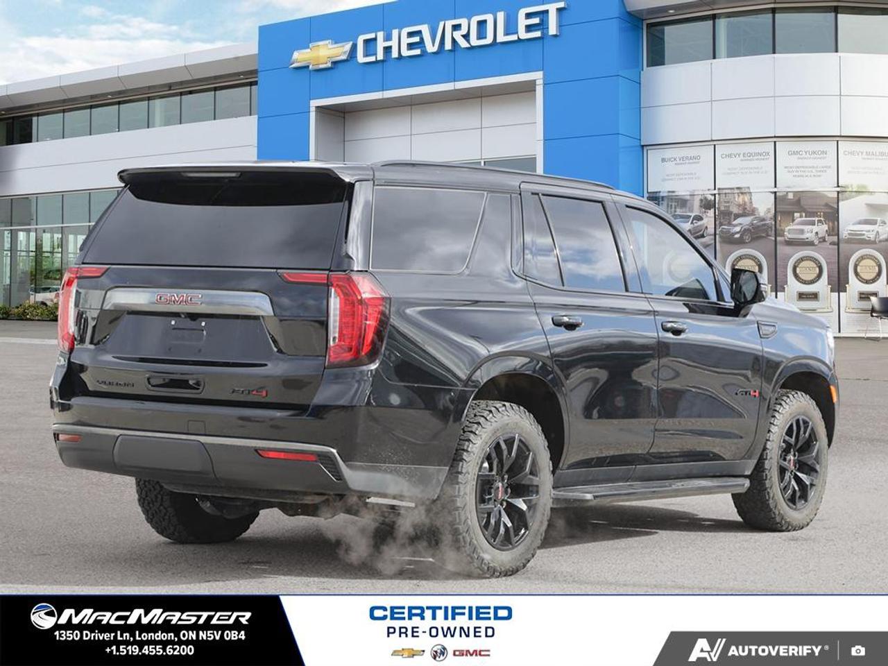 2023 GMC Yukon AT4 4X4 Photo