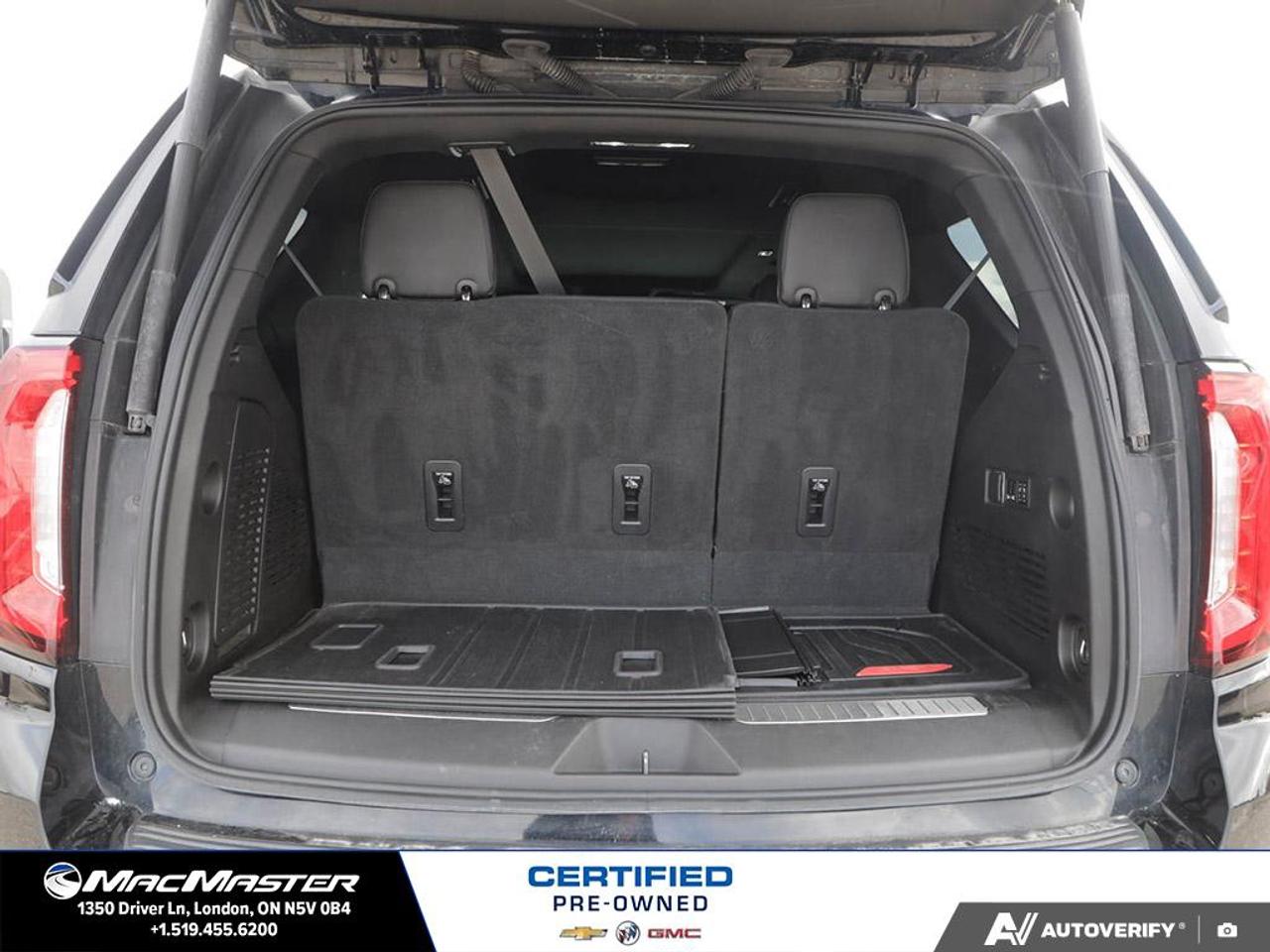 2023 GMC Yukon AT4 4X4 Photo