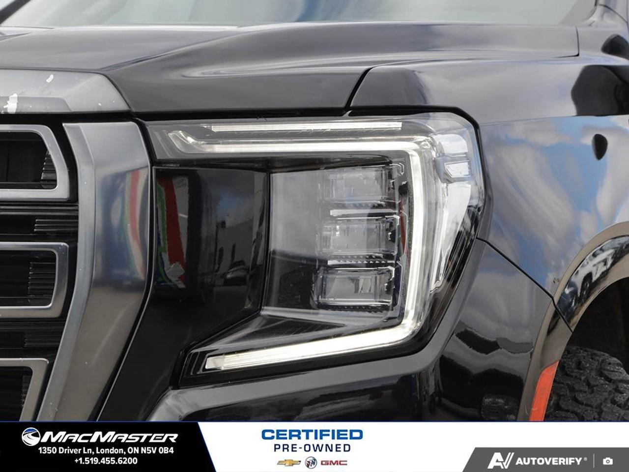 2023 GMC Yukon AT4 4X4 Photo