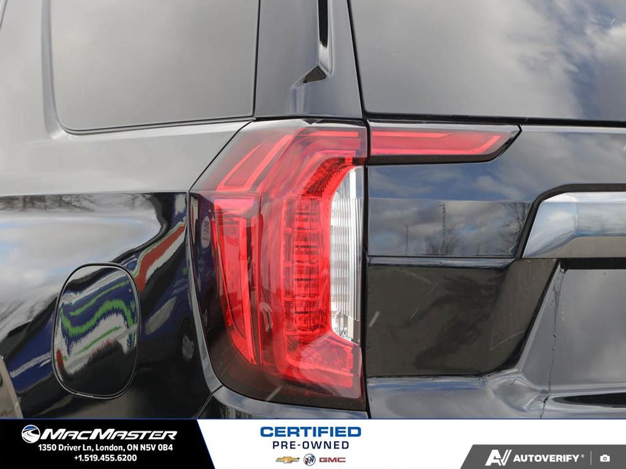 2023 GMC Yukon AT4 4X4 Photo