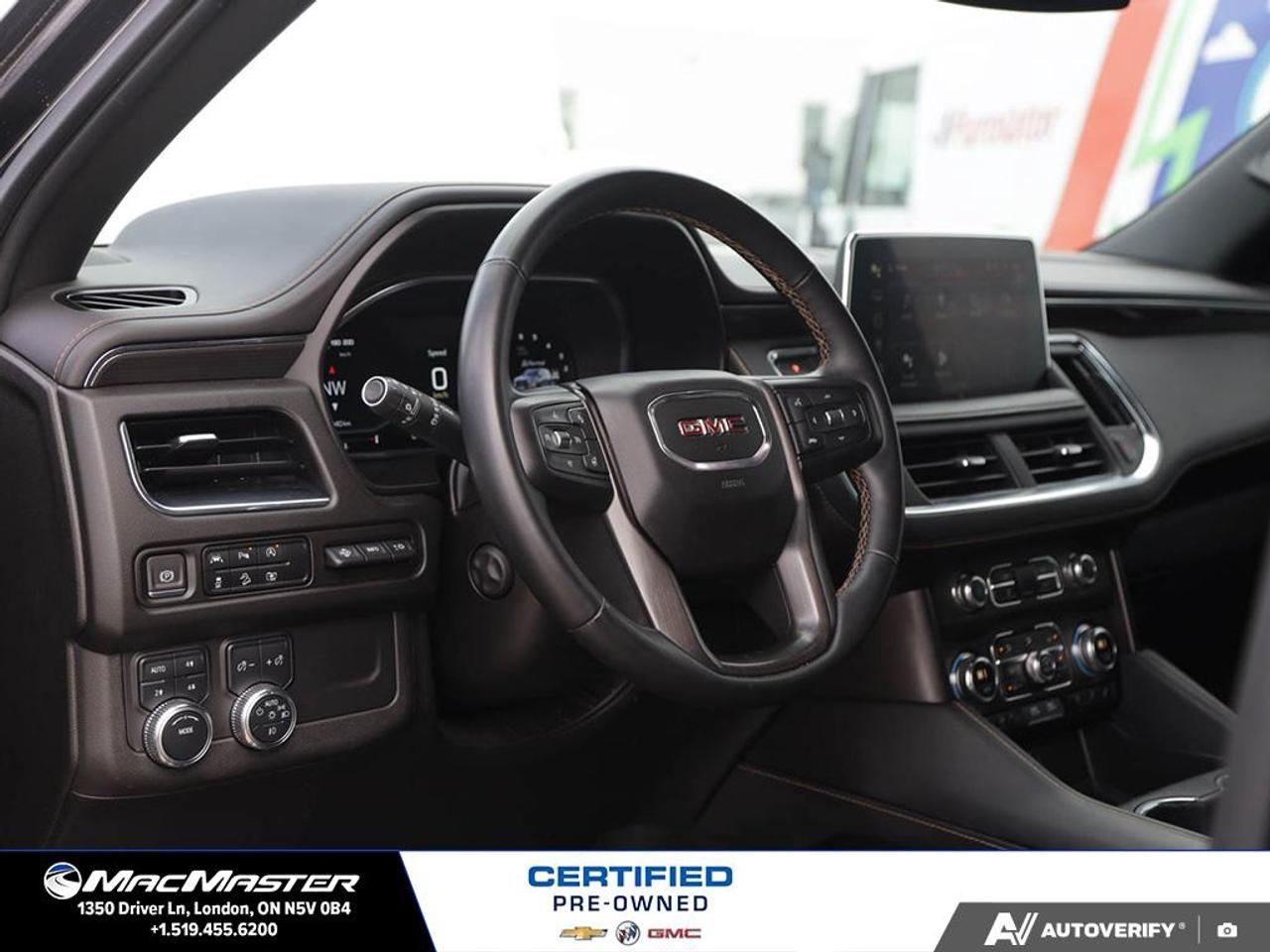 2023 GMC Yukon AT4 4X4 Photo