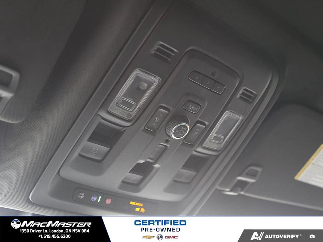 2023 GMC Yukon AT4 4X4 Photo