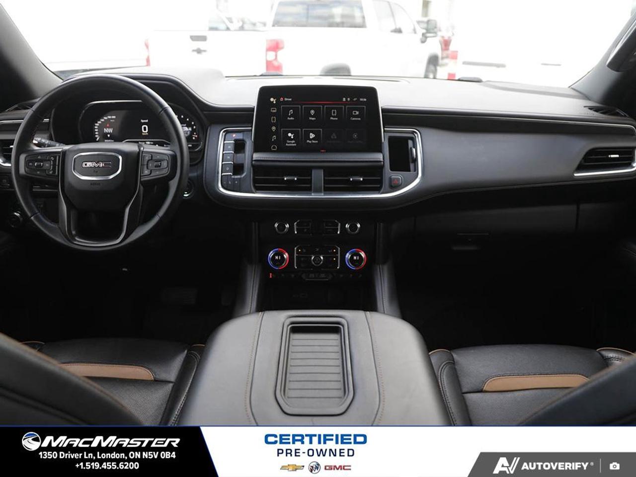 2023 GMC Yukon AT4 4X4 Photo