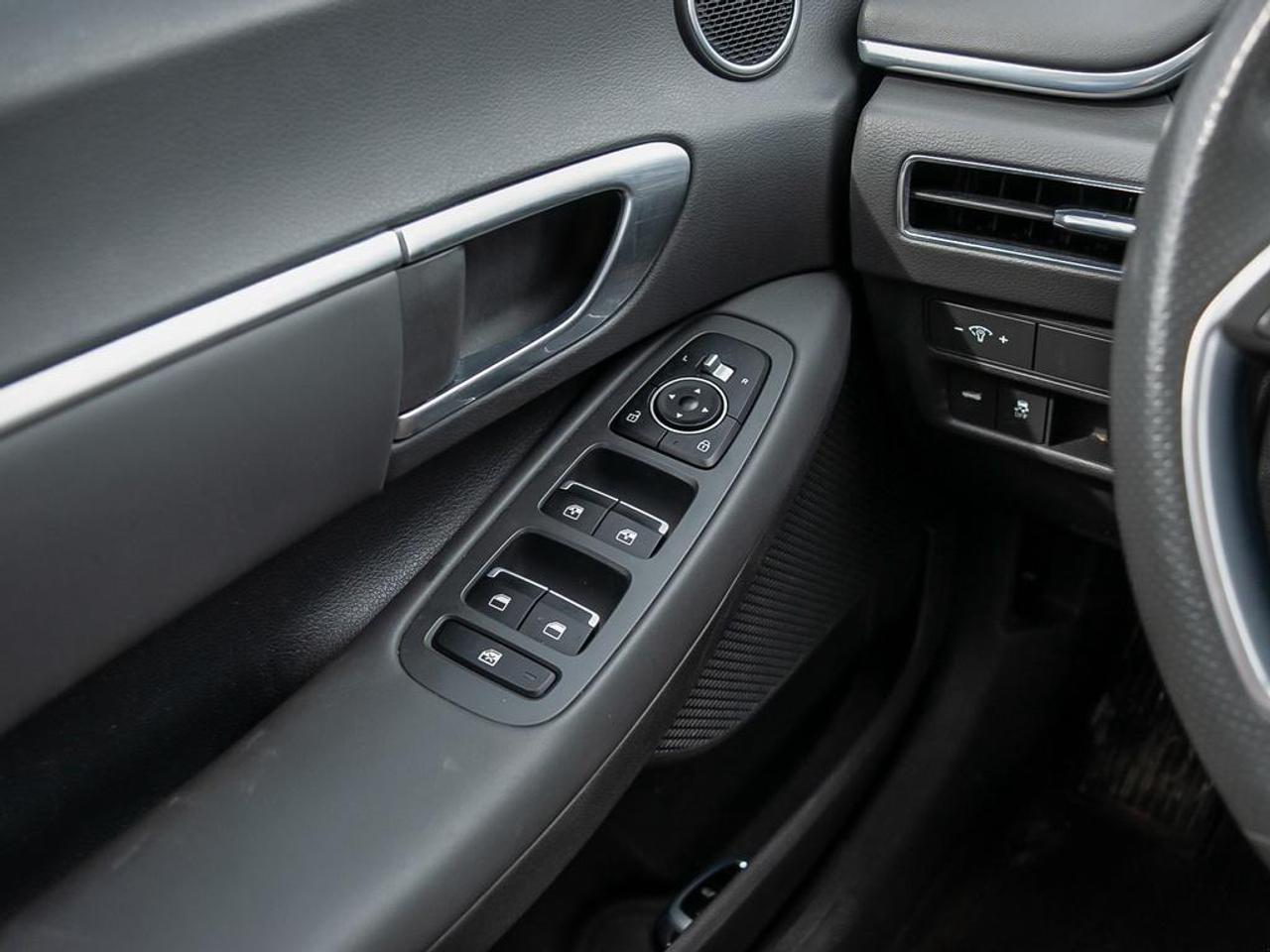2021 Hyundai Sonata Sport 4dr Sedan Photo