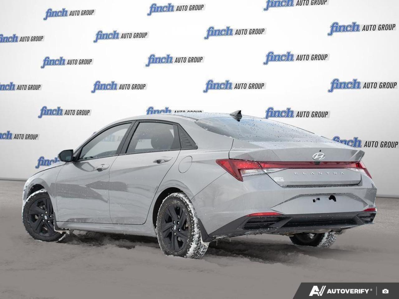 2021 Hyundai Elantra Preferred w/Sun & Tech Pkg 4dr Sedan Photo3