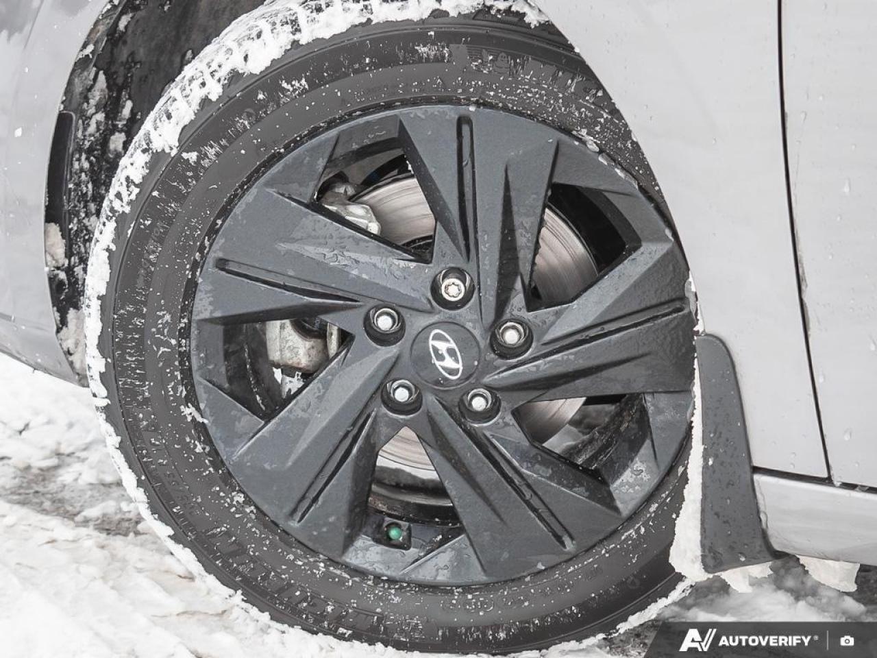 2021 Hyundai Elantra Preferred w/Sun & Tech Pkg 4dr Sedan Photo