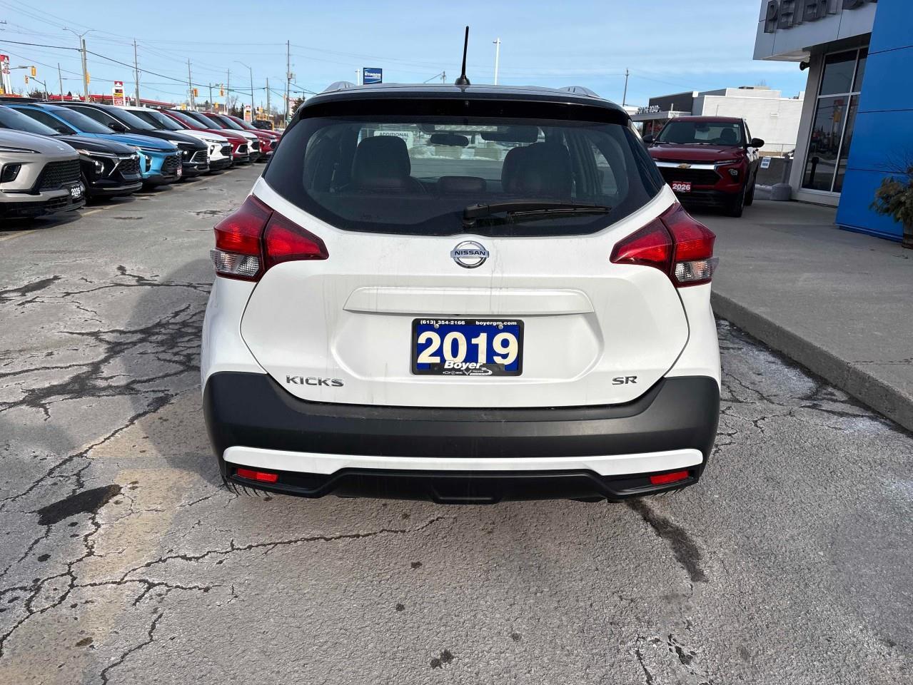 2019 Nissan Kicks  Photo