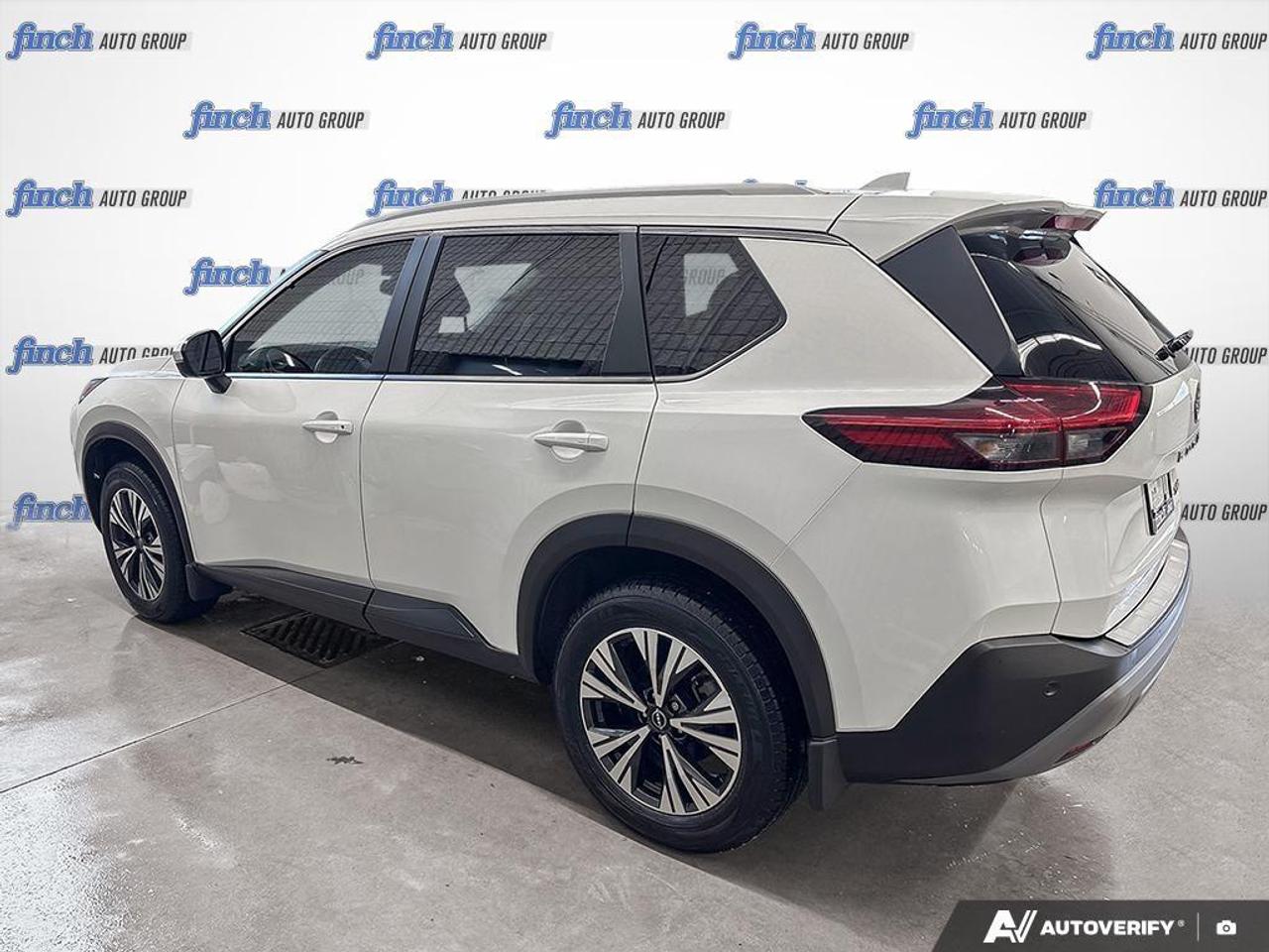 2023 Nissan Rogue  Photo2